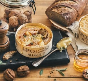 Ambiance Epoisses au four
